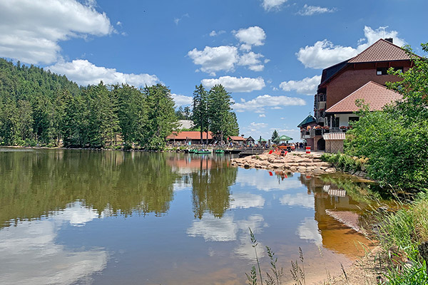 Mummelsee unterhalb der Hornisgrinde